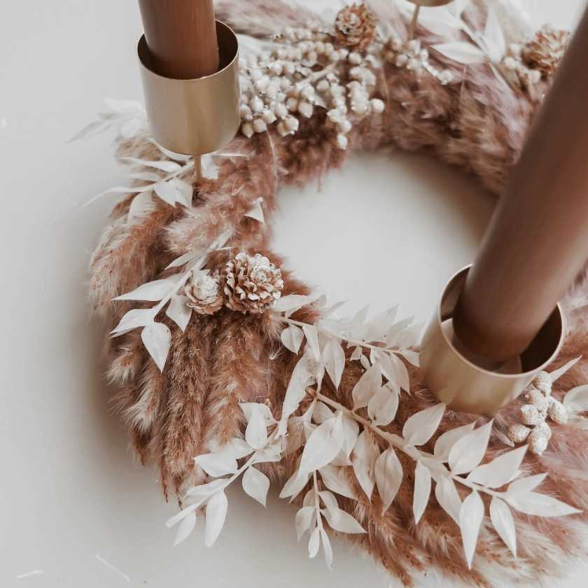 Adventskranz aus Trockenblumen online bestellen Trockenblumenkranz