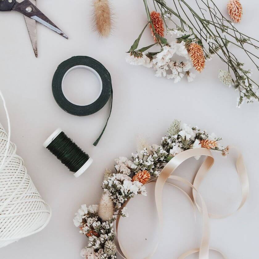 DIY Blumen Haarkranz Set Blumenhaarkranz selber machen Flower Crown Blumenkrone Anleitung