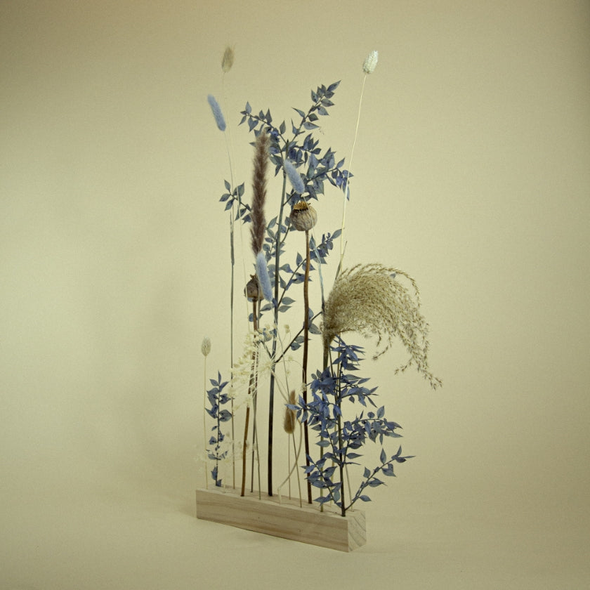 Blumendeko Trockenblumen Flower Bar Holz mit Löchern Blumenleiste mit Trockenblumen 